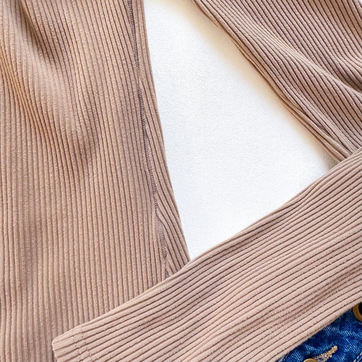 Ribbed Neutral Turtleneck Essential