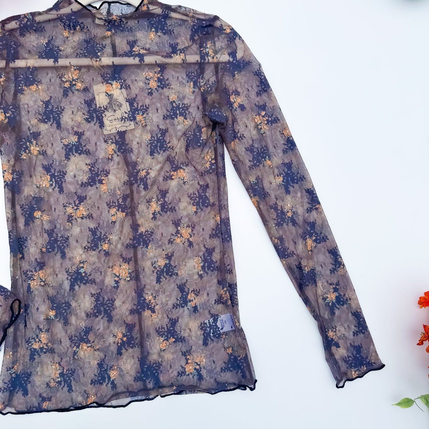 Floral mesh top sleeve and body