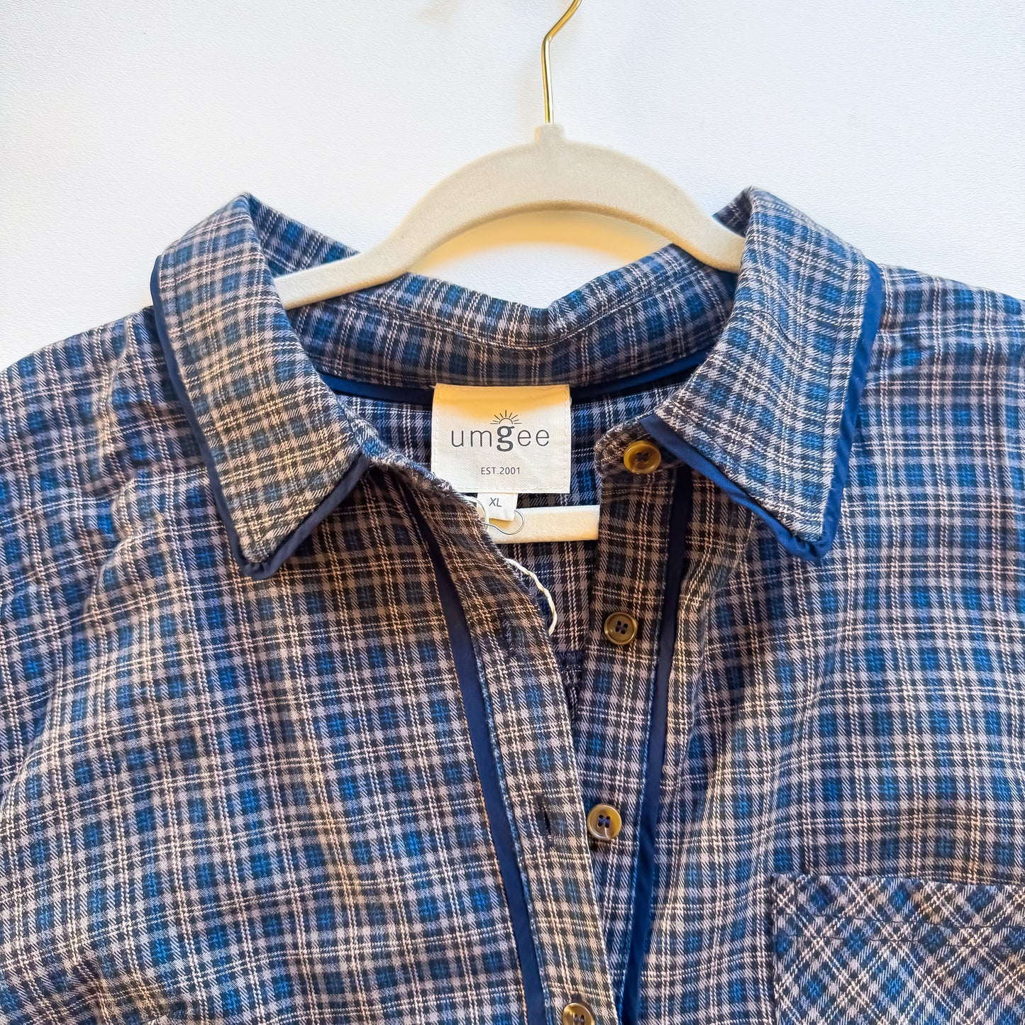 Bluegrass Plaid Shirt Dress collar