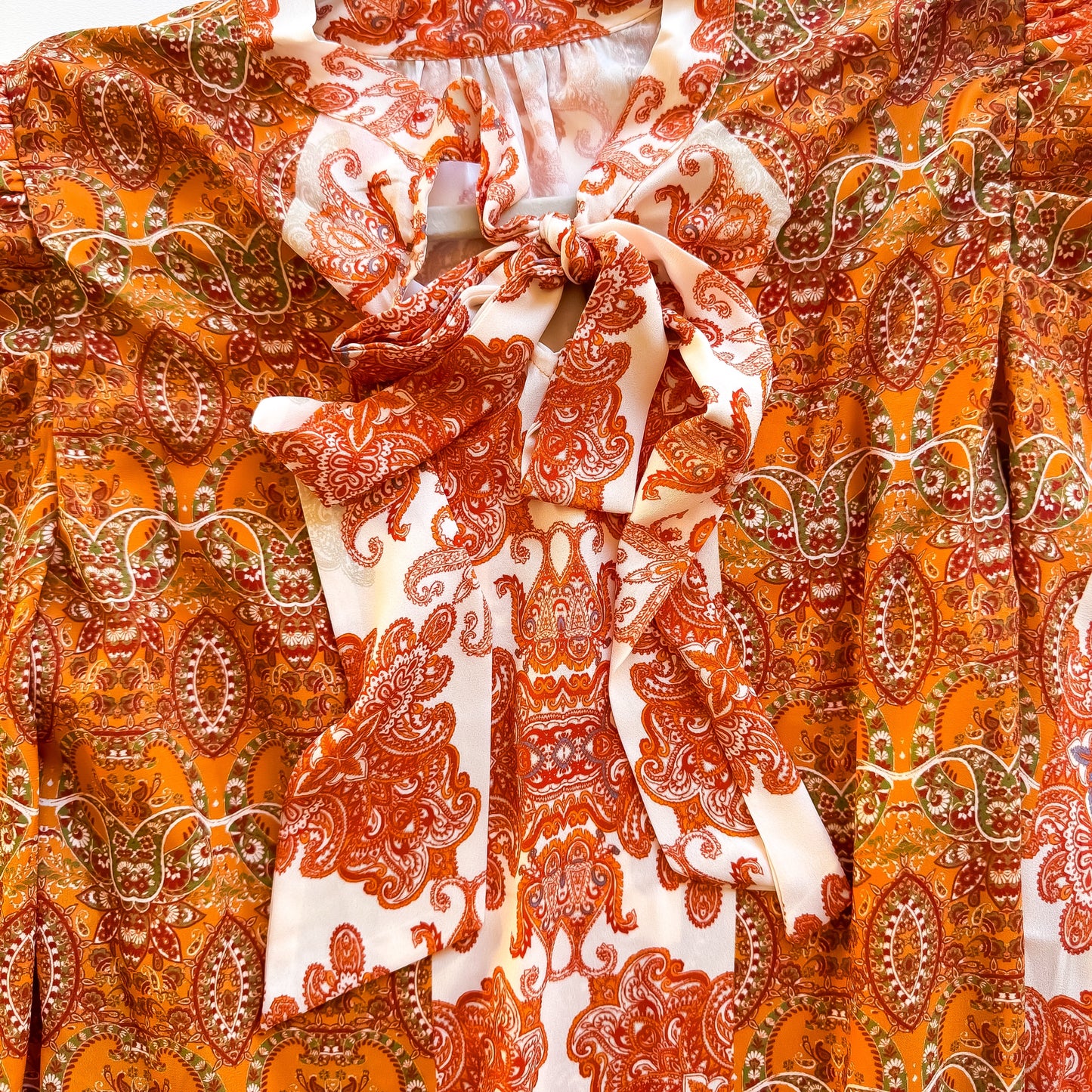 Spiced paisley puff sleeve blouse